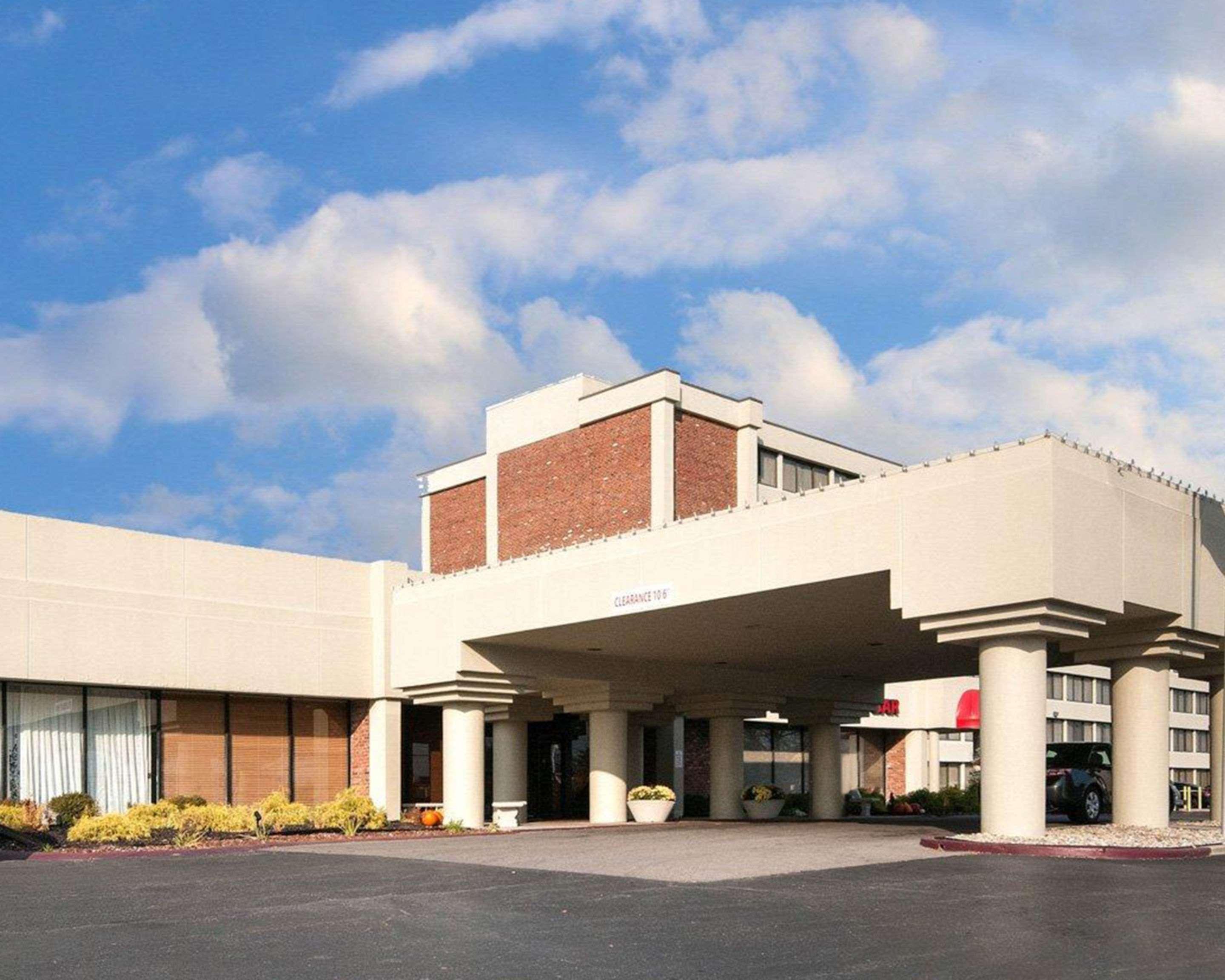 Rodeway Inn Indianapolis I-70 Exterior photo