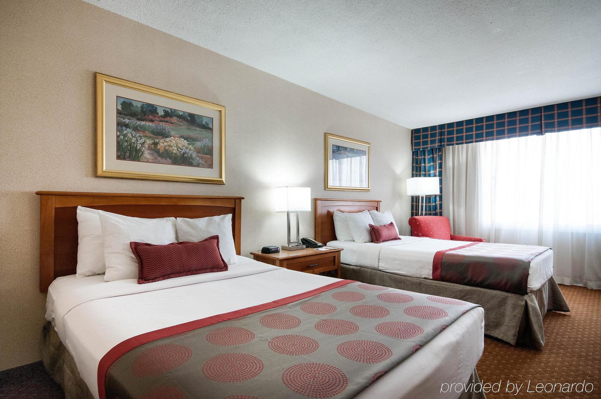 Rodeway Inn Indianapolis I-70 Exterior photo