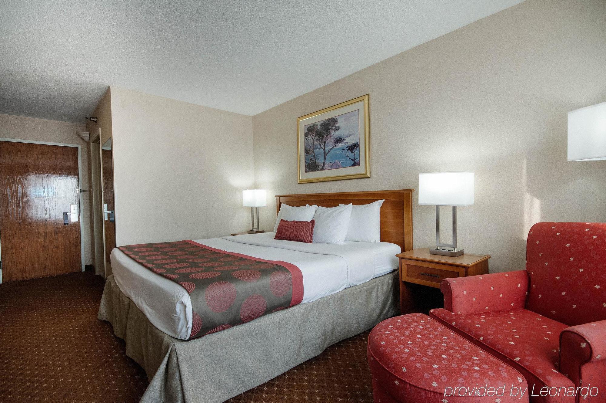 Rodeway Inn Indianapolis I-70 Exterior photo